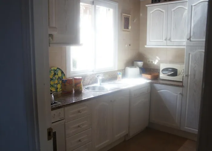 Isabella * 德尼亚