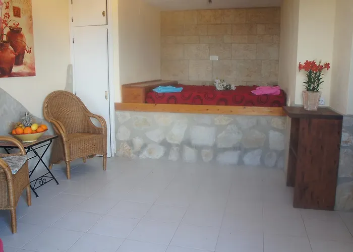 度假居 Isabella 德尼亚